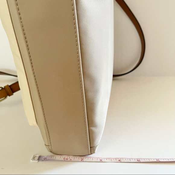 Calvin Klein Crossbody Messenger Handbag Brown/Tan - Picture 13 of 16